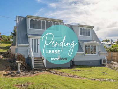 144 Kingfish Beach Road, Southport