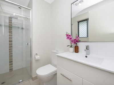 15 Stockton Elbow, Mount Louisa