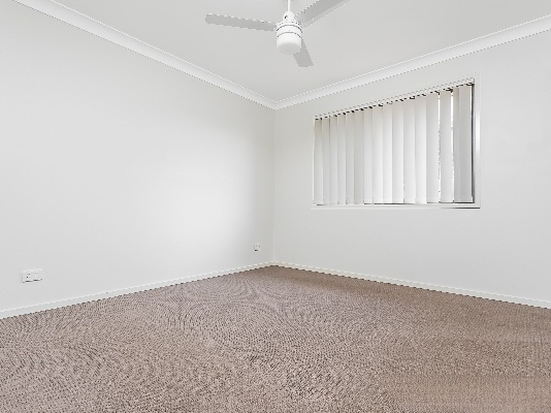 2/5 Mayfair Crescent, Kallangur