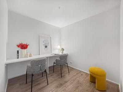 203 / 2A Montrose Place, Hawthorn East