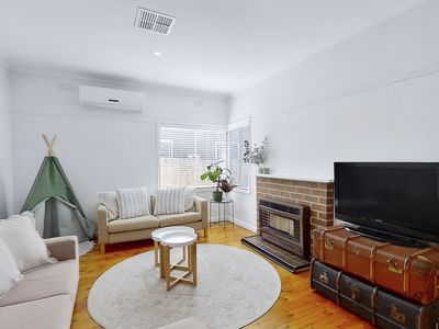 13 The Boulevard, Yarraville