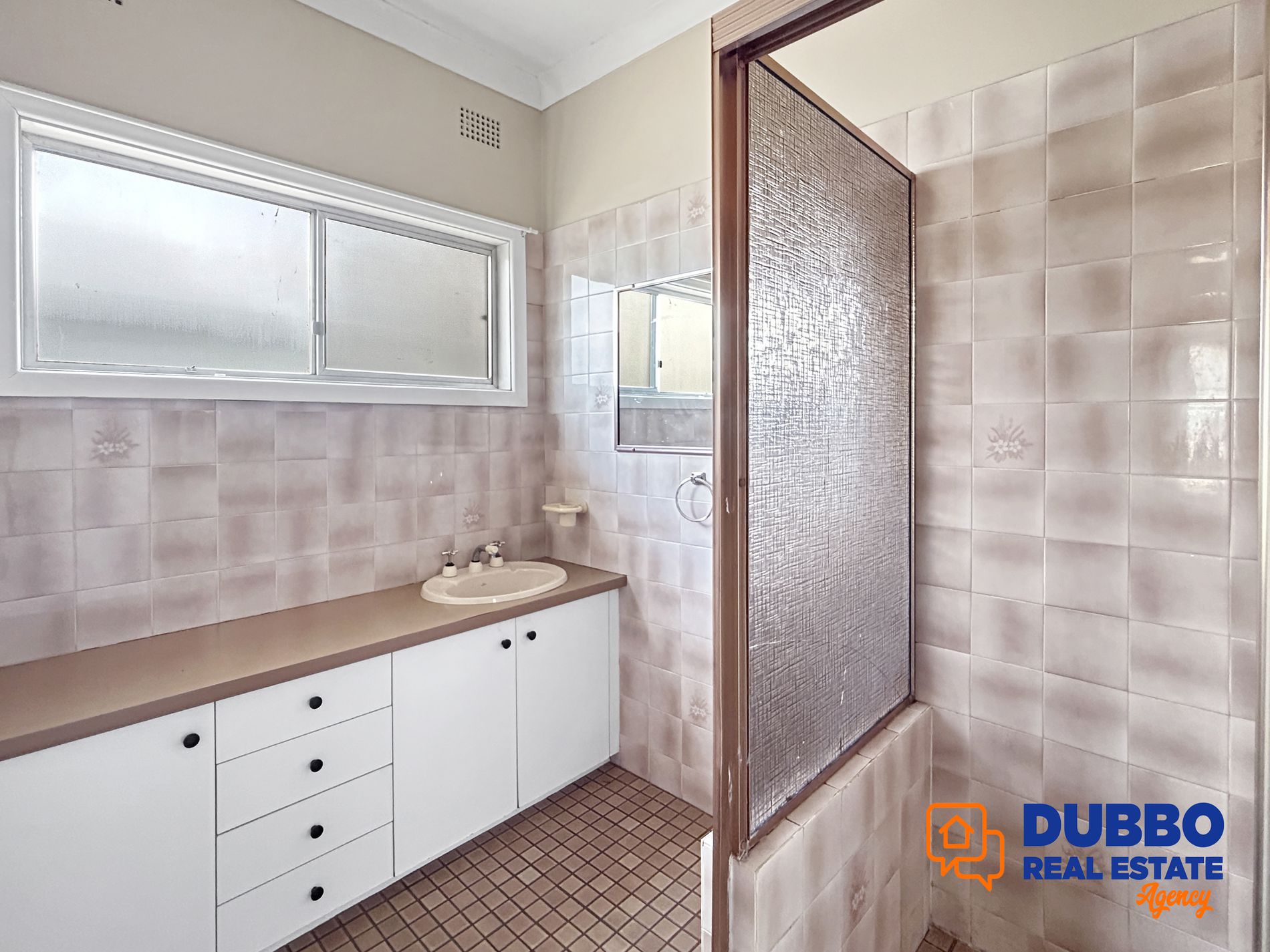 6 Stuart Street, Dubbo