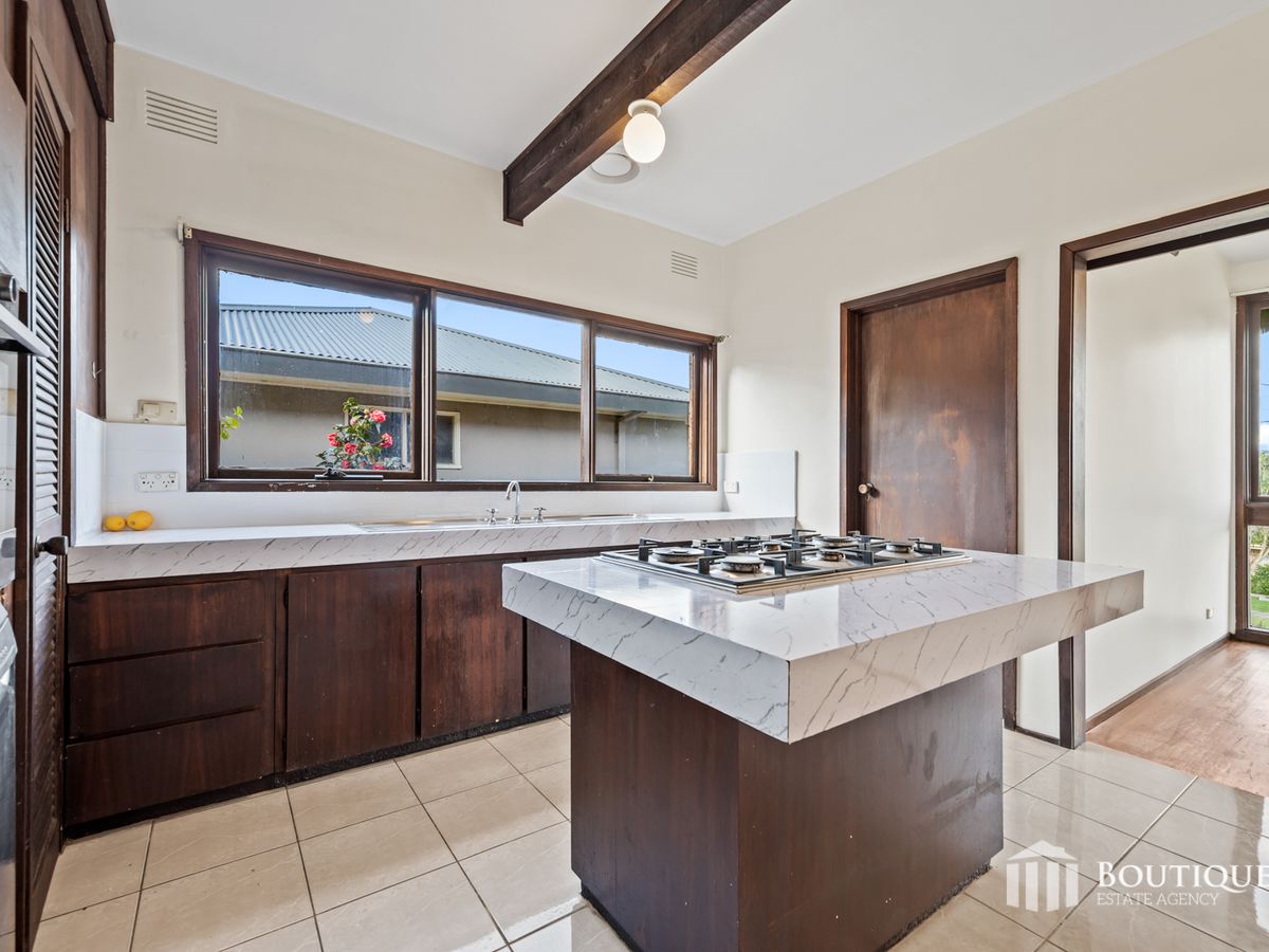 16 Roslyn Court, Dandenong North