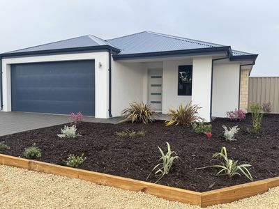 5 Sutcliffe Retreat, South Yunderup
