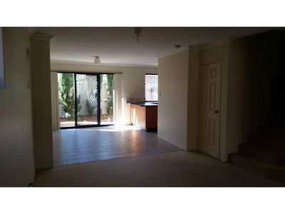 8 / 22 Gochean Avenue, Bentley