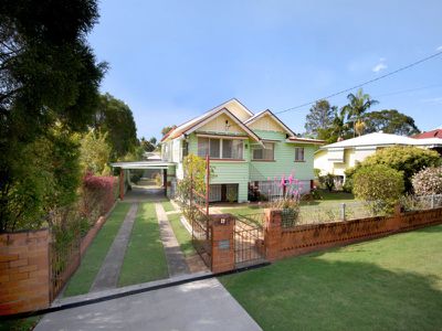 27 Wall Street, Bundamba