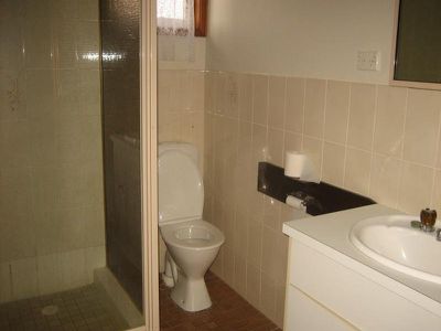 1 / 6 Badgery Street, Albion Park