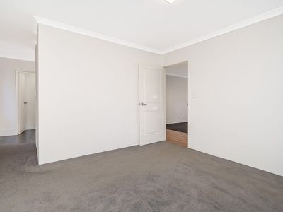21 Pexton Drive, South Guildford