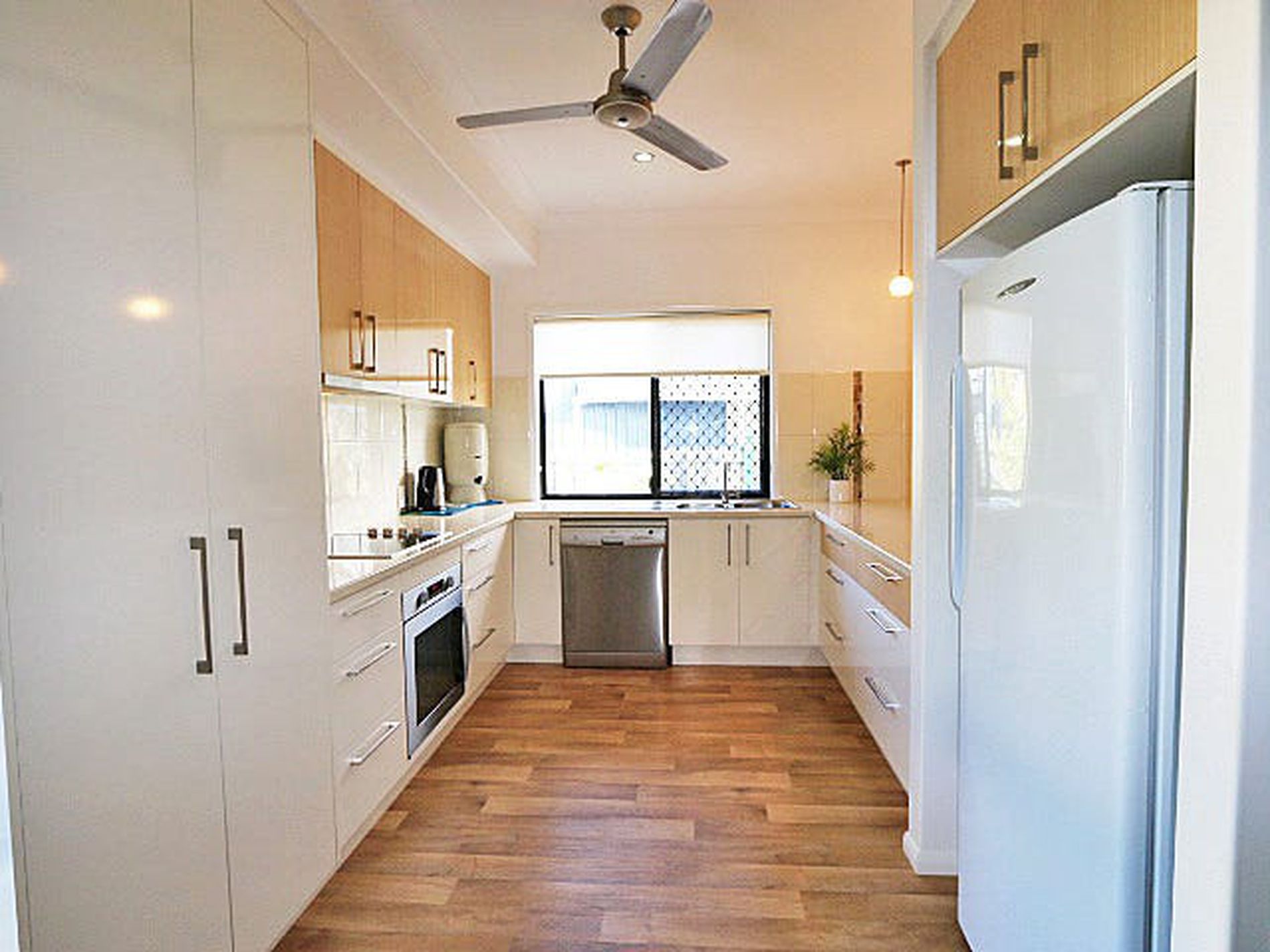 2 Emu Court, Woodgate