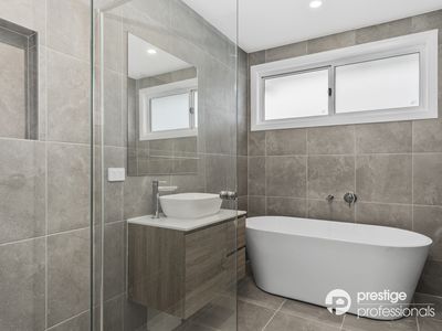 72 Eighth Avenue, Austral