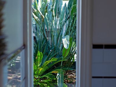 207 Desailly Street, Sale