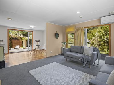 5C Janet Frame Way, Whitemans Valley