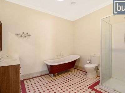30 High St, Rutherglen