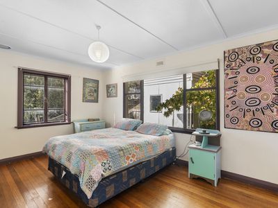 16 Ingram Street, South Hobart