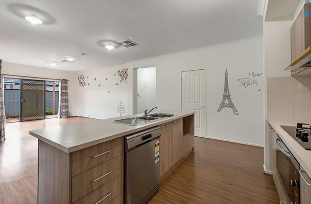 56 Gateshead Street, Craigieburn