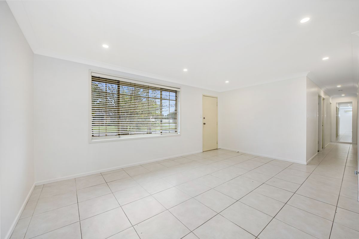 1 Adrian Close, Bateau Bay