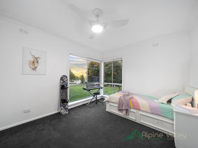 759 Mountain Creek Road, Tawonga