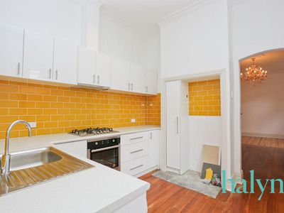 8 Lawrence Avenue, West Perth