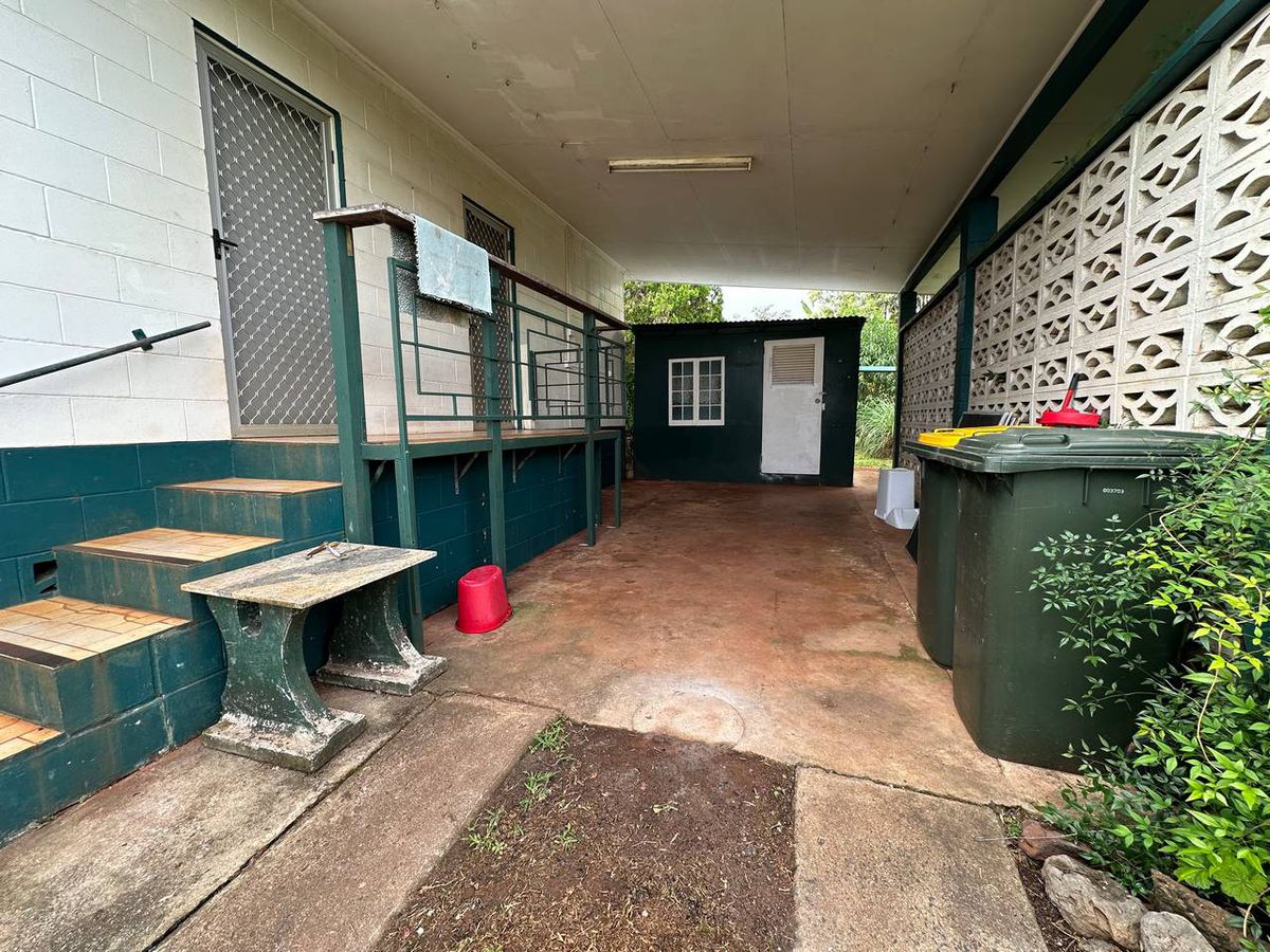 15 Marigold Street, Atherton
