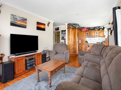 3 / 7 Little Lake Crescent, Warilla