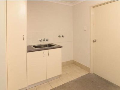3 / 8 Shareece Court, Crestmead