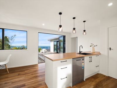 37 Aberdeen Road, Saint Clair