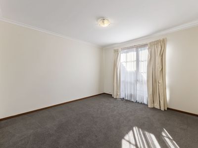 2 / 42 Beverley Street, Doncaster East