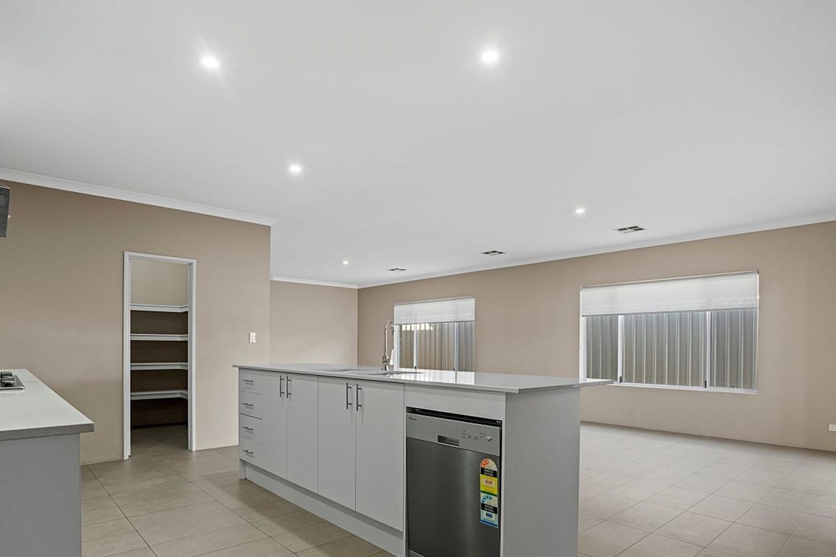 21 Pinelle Parkway, Aubin Grove