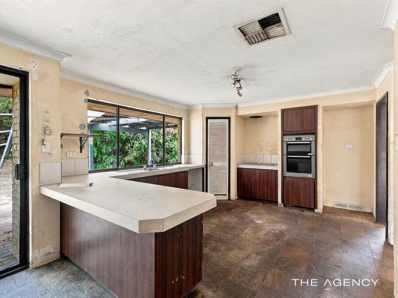 39 Allamanda Drive, South Lake