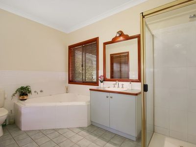 4 Fisher Ct, Wahgunyah