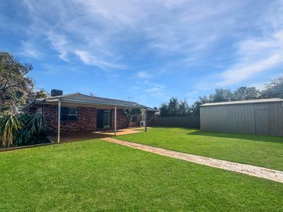 17 Eden Park Avenue, Dubbo