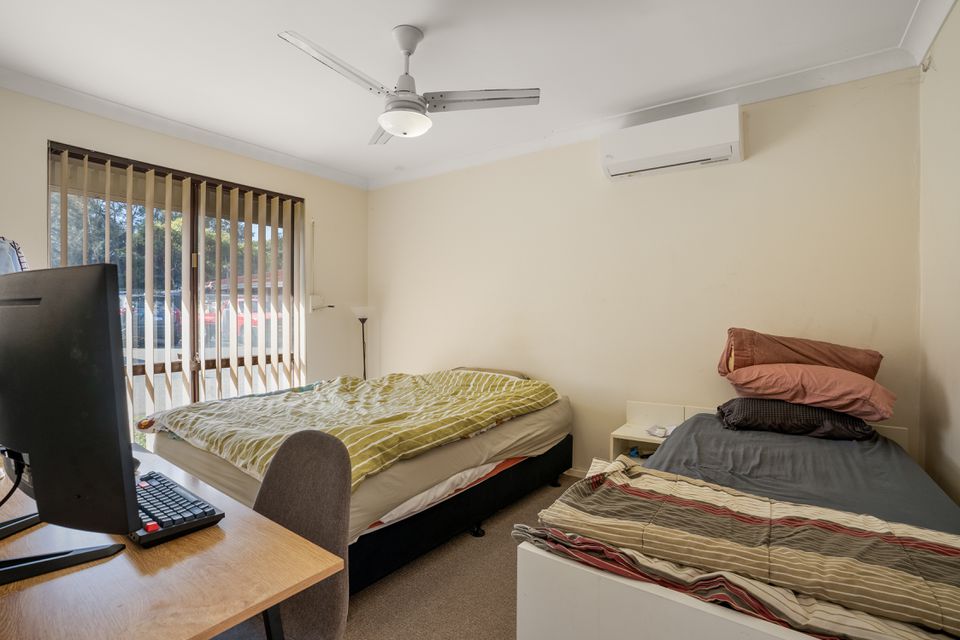 12 / 6 Ashford Avenue, Rockingham