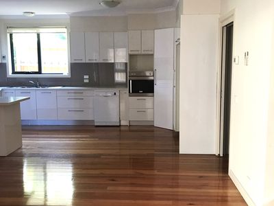 2 / 52 Mount Street, Glen Waverley