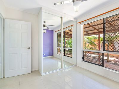 82 James Circuit, Woodroffe