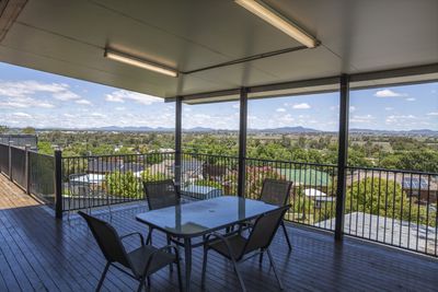 25 Woodbry Crescent, Oxley Vale