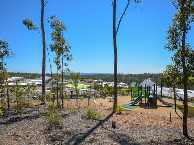45 Meadows Circuit, Bellbird Park