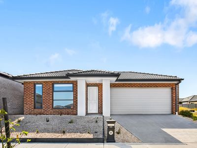 39 Tecoma Street, Manor Lakes