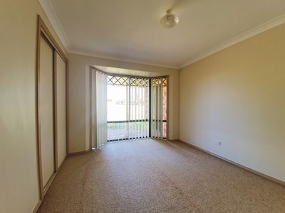 6 Brian Hambly Place, Dubbo