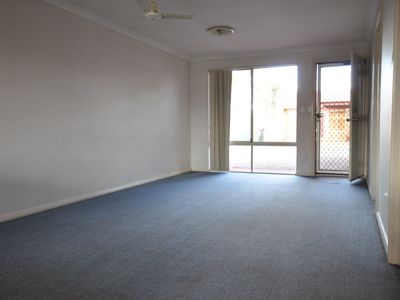 9 / 1 Cowra Drive, Newman