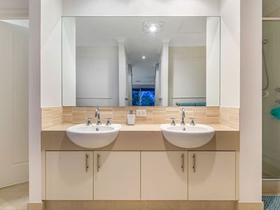 4 Sunny Close, Yanchep