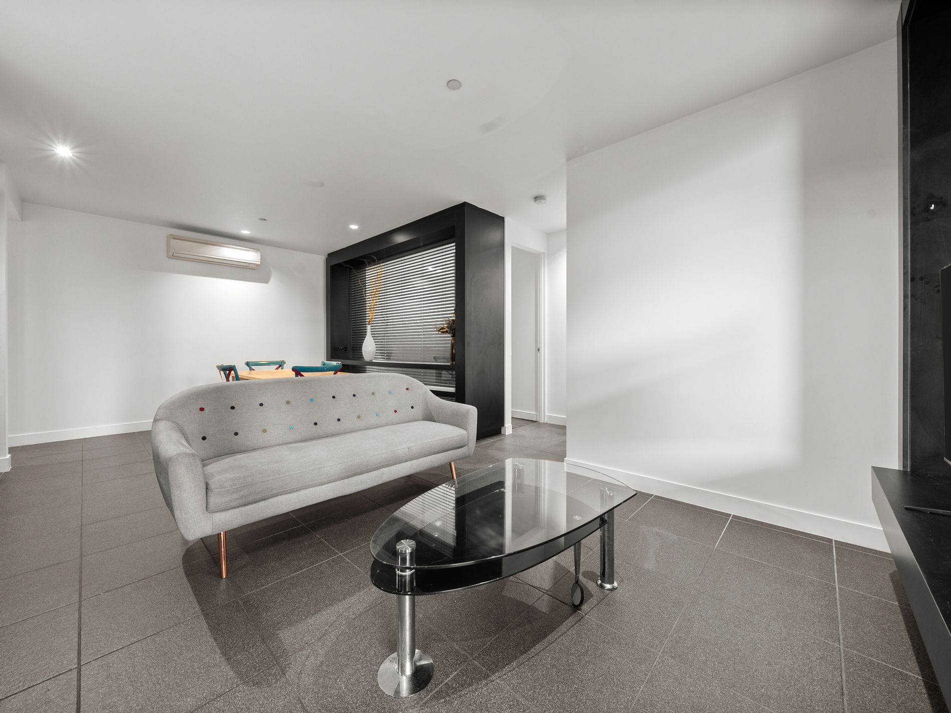 1606 / 12 Claremont Street, South Yarra