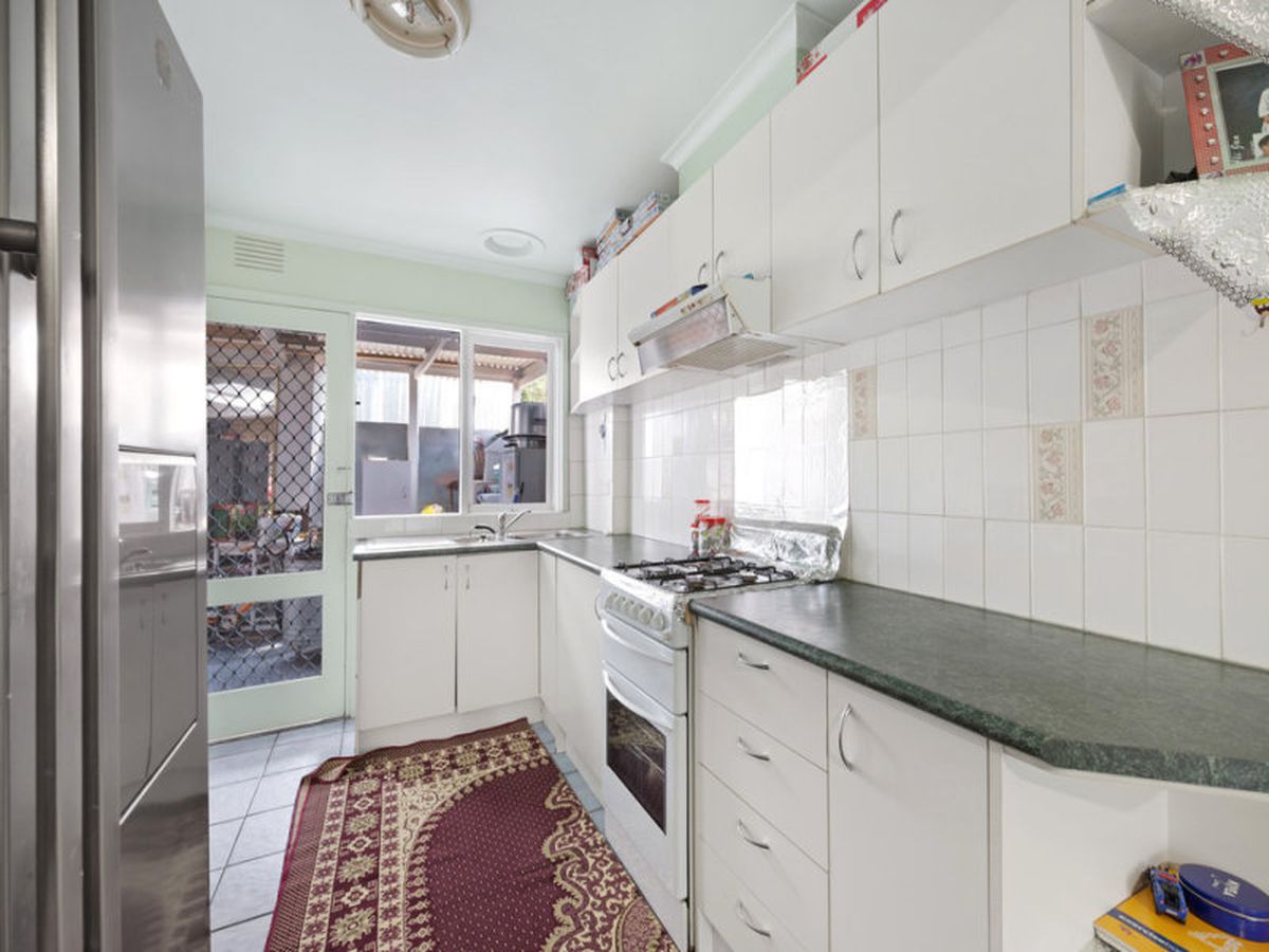 2 / 5 Rhoden Court, Dandenong North