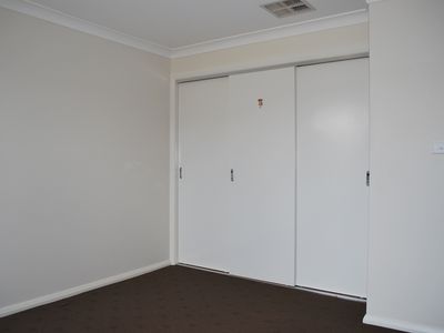24 Holmwood Drive, Dubbo