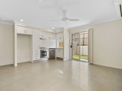 2 / 56 Dunaden Street, Logan Reserve