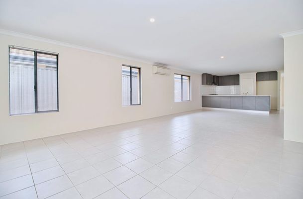 33 Elm Way, Baldivis