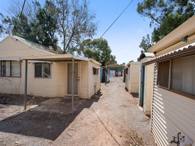 10 Hanbury Street, Kalgoorlie