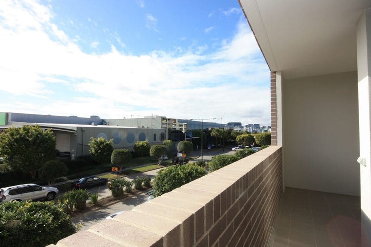 227 / 22 Baywater Drive, Wentworth Point