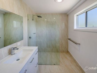 5 / 8 Beach Street, Woolgoolga