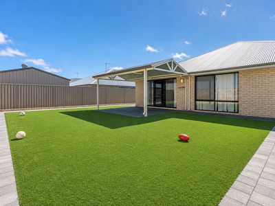 12 Randwick Bend, Harrisdale