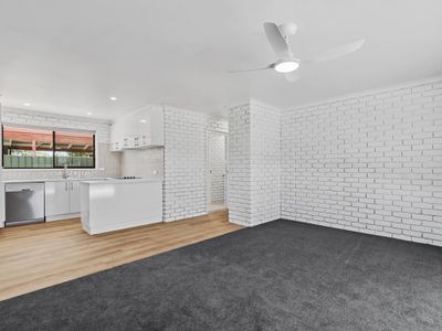 2 / 449 Cressy Street, Deniliquin